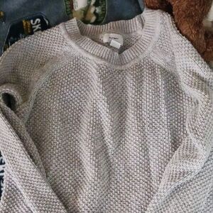 Old Navy Light Gray Knit Pullover